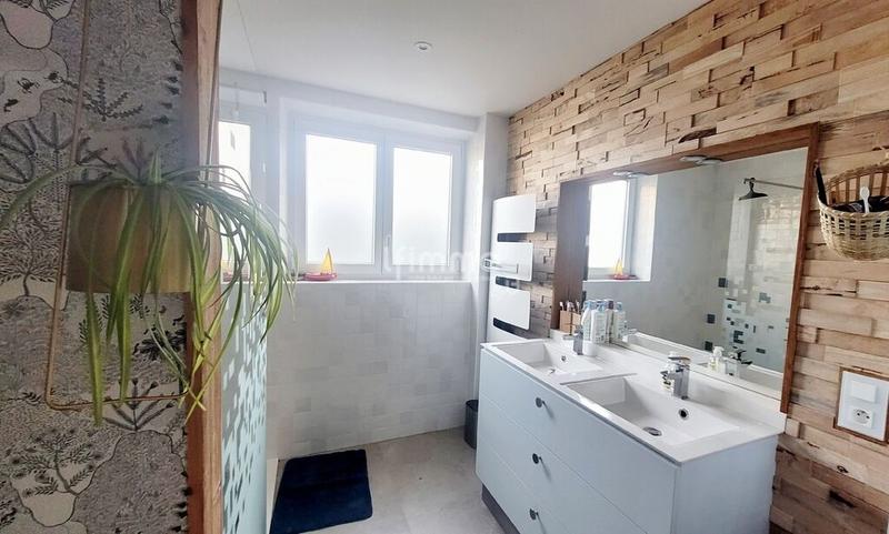 Maison - 192 m² - 6 pièces