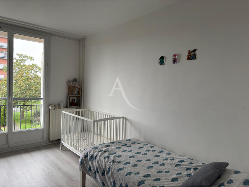 Appartement - 80 m² - 3 pièces