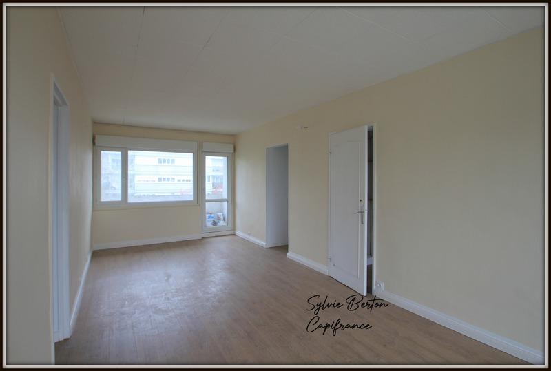 Appartement - 84 m² - 5 pièces