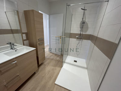 Appartement - 95 m² - 3 pièces