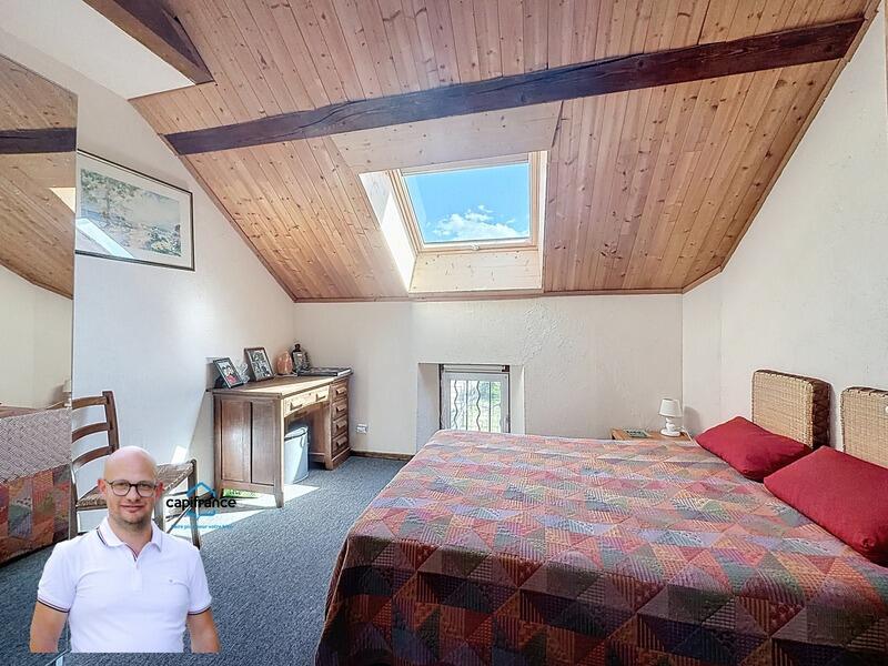 Maison - 137 m² - 6 pièces