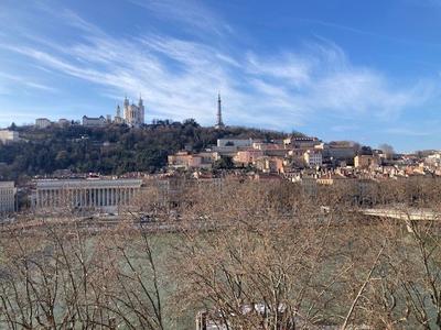 Appartement - 147 m² - 5 pièces