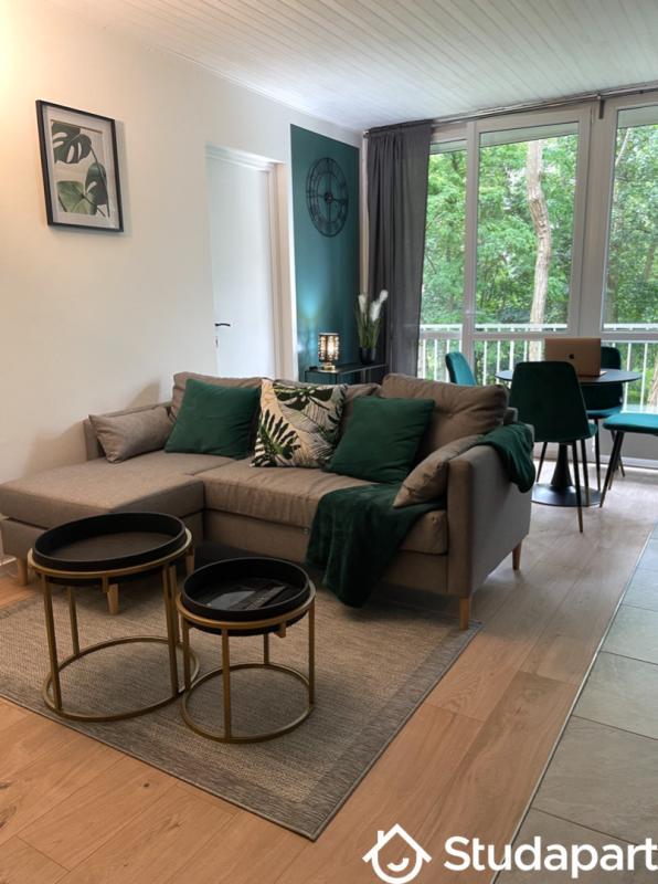 Chambre - 13 m² - 1 pièce