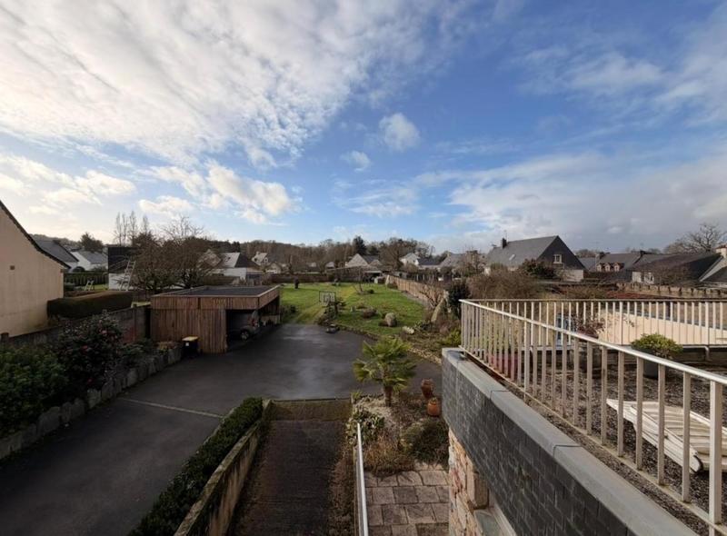 Maison - 190 m² - 7 pièces