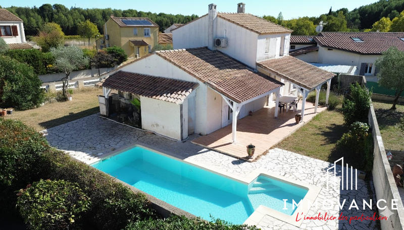 Villa - 100 m² - 4 pièces