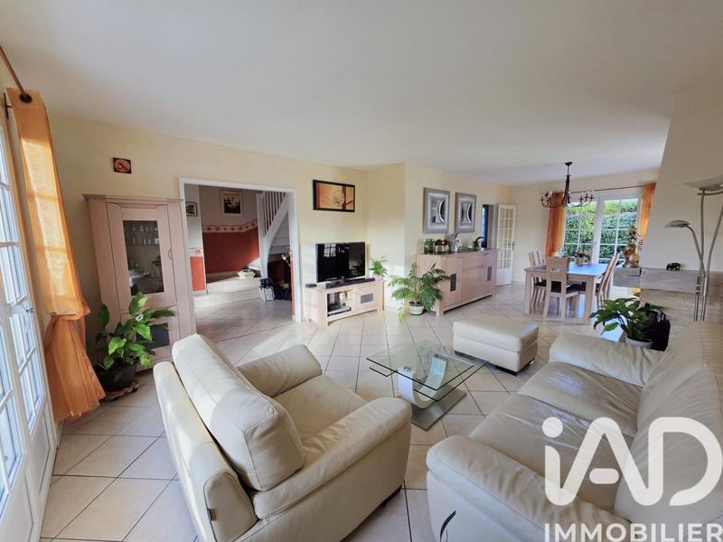 Maison - 148 m² - 8 pièces