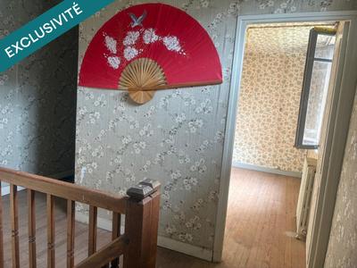 Maison - 185 m² - 9 pièces