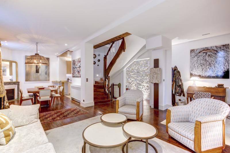 Villa - 196 m² - 5 pièces