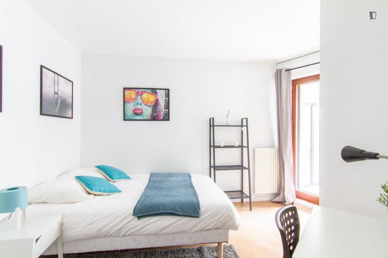 Chambre - 12 m² - 4 pièces
