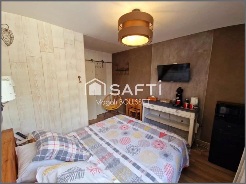 Local commercial - 363 m² - 9 pièces