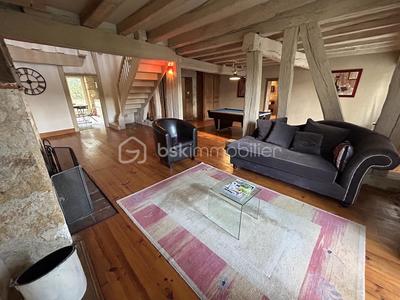 Maison en pierre - 432 m² - 13 pièces