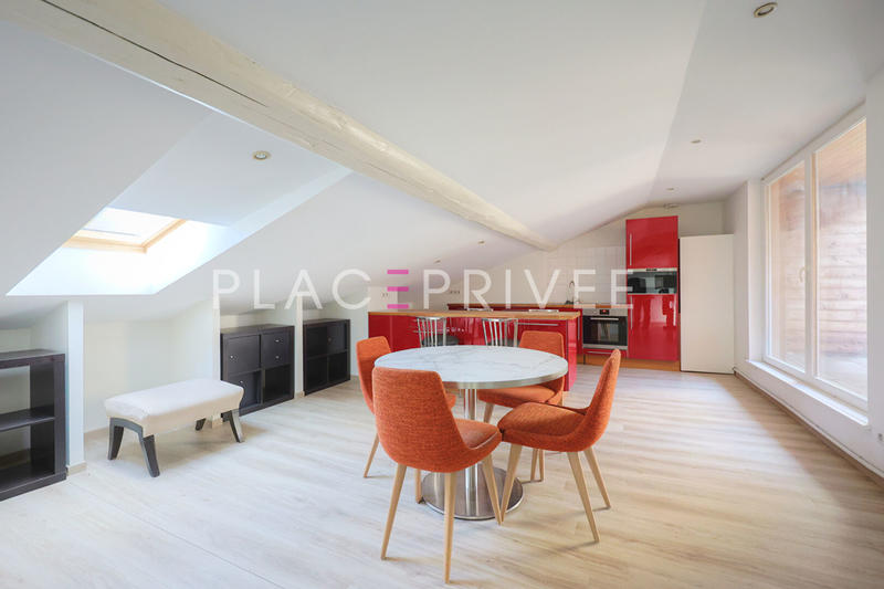 Appartement - 75 m² - 2 pièces