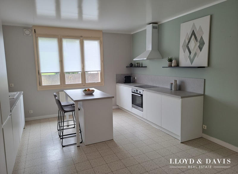 Maison - 96 m² - 4 pièces