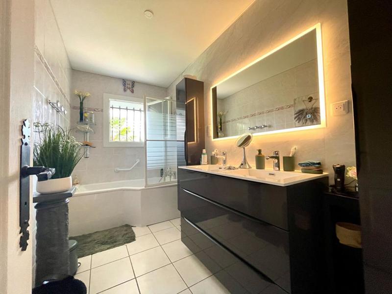 Maison - 123 m² - 5 pièces