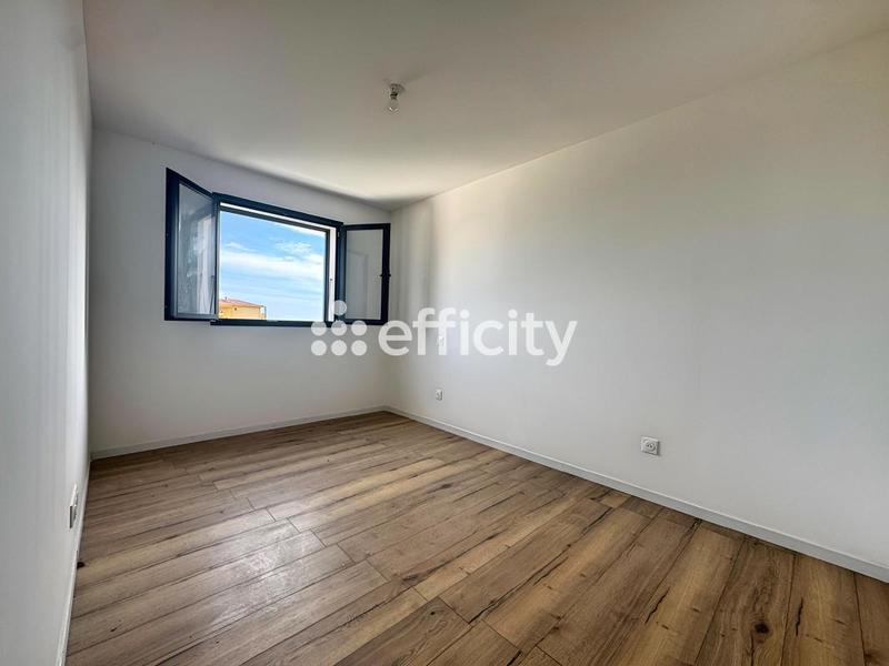 Villa - 95 m² - 4 pièces