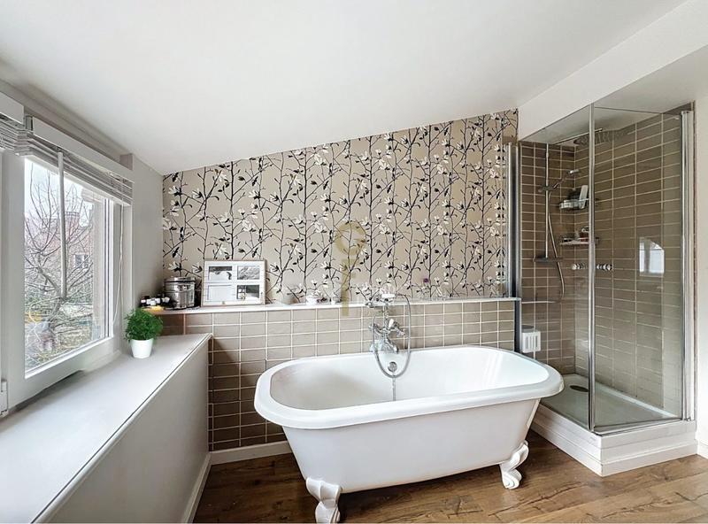 Maison - 162 m² - 5 pièces