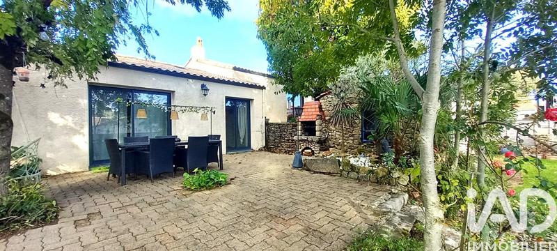 Maison - 160 m² - 8 pièces