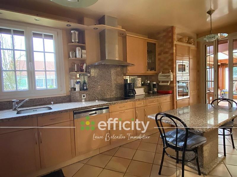 Maison - 177 m² - 5 pièces