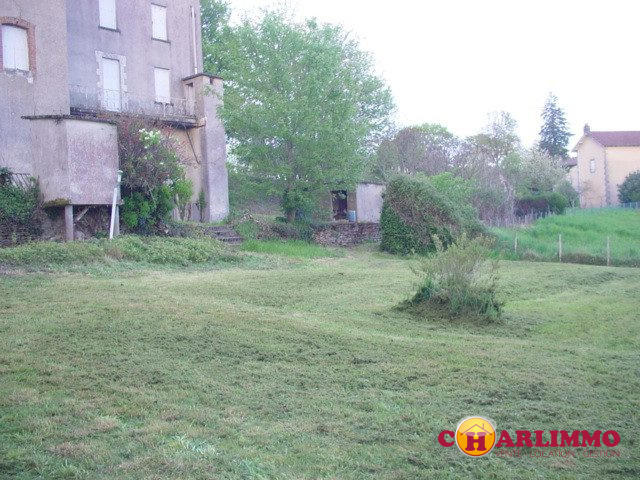 Maison traditionnelle - 615 m² - 22 pièces