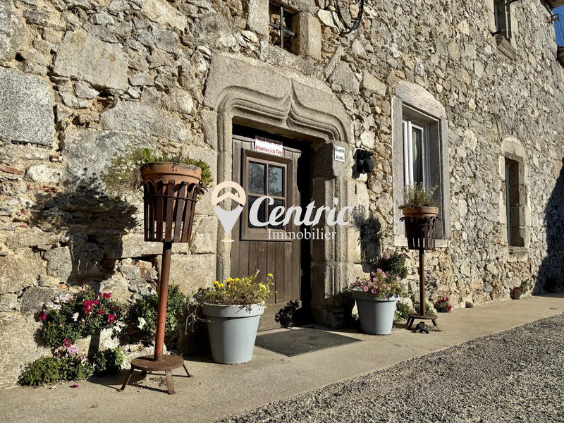 Ferme - 285 m² - 9 pièces