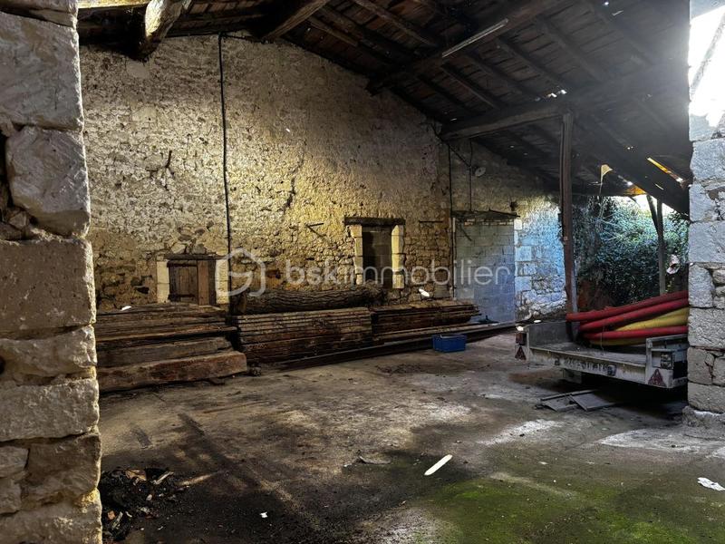 Maison - 224 m² - 1 pièce