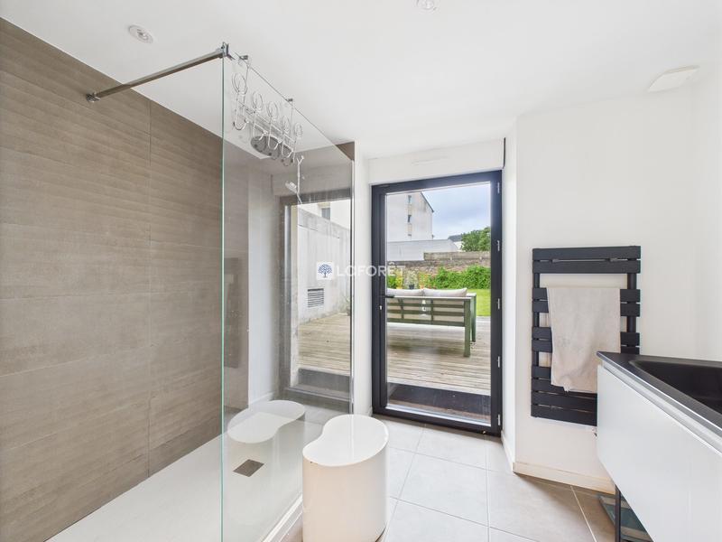 Maison - 147 m² - 6 pièces