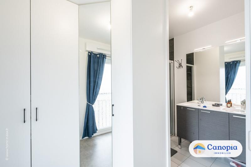 Appartement - 100 m² - 5 pièces