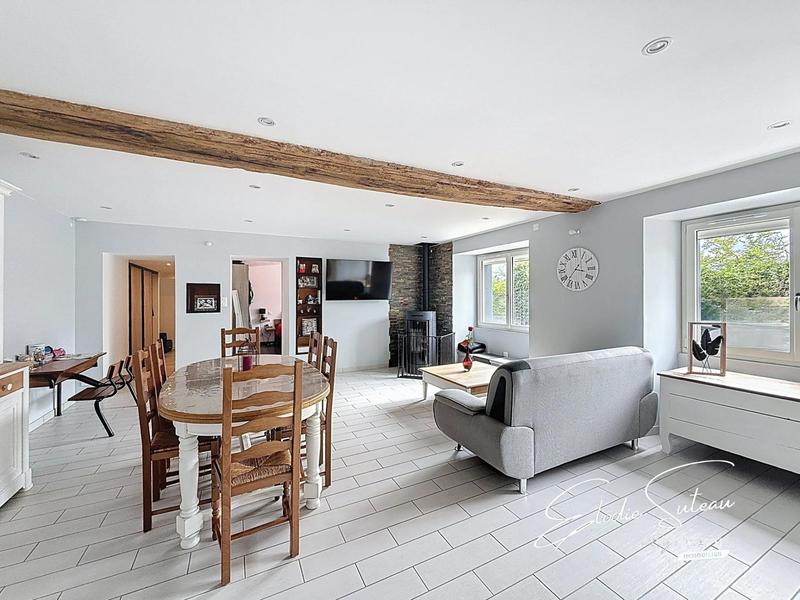 Maison - 105 m² - 5 pièces