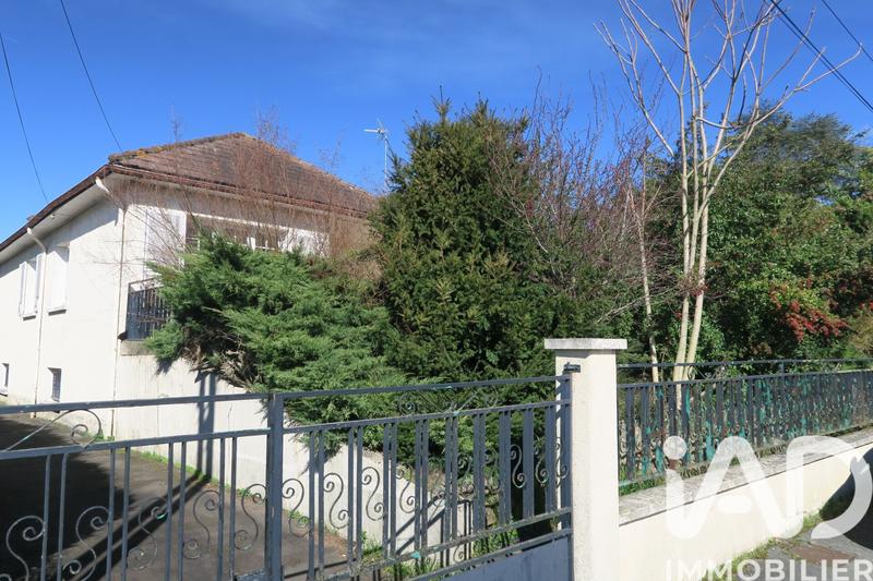 Maison - 137 m² - 6 pièces