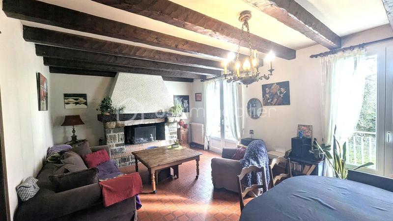 Maison traditionnelle - 100 m² - 5 pièces