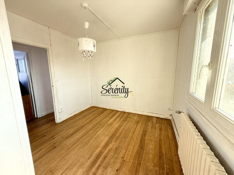 Maison - 90 m² - 6 pièces