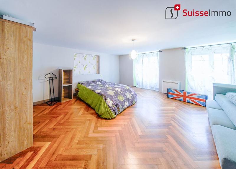 Appartement - 177 m² - 5 pièces