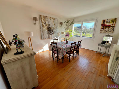 Maison - 127 m² - 6 pièces