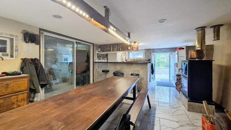 Maison - 90 m² - 4 pièces