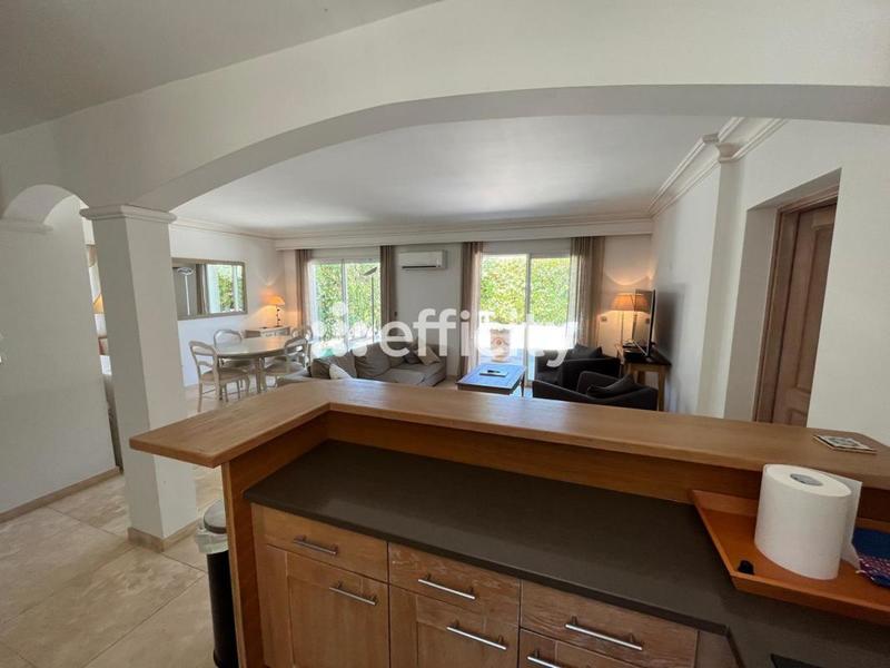 Maison - 106 m² - 4 pièces