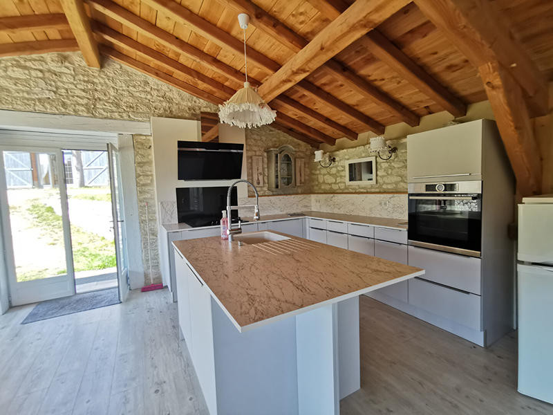 Maison - 549 m² - 12 pièces