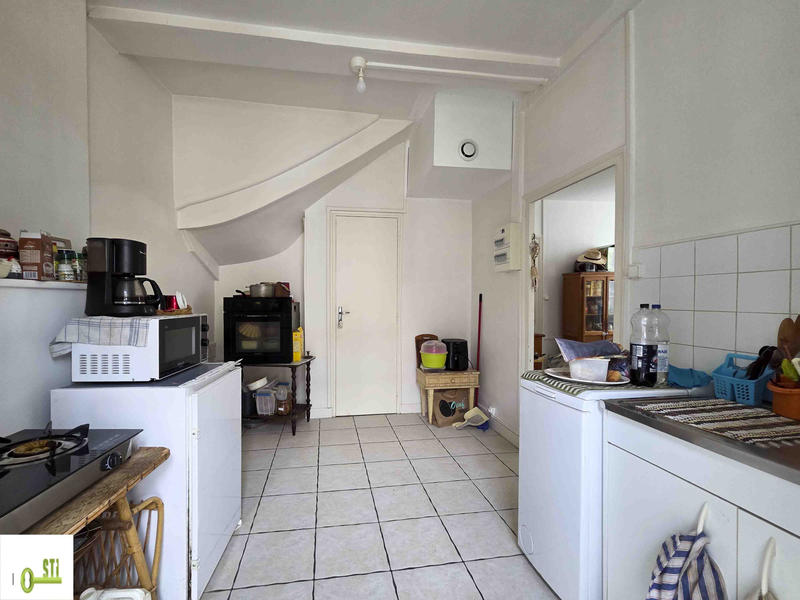 Immeuble - 93 m² - 4 pièces