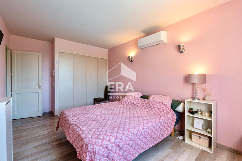 Maison - 198 m² - 8 pièces