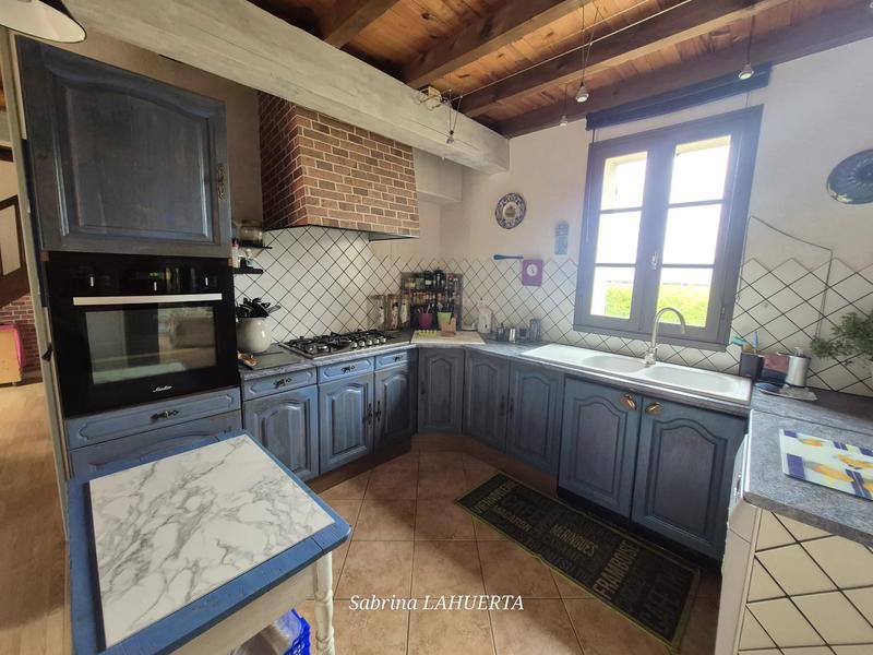 Maison - 182 m² - 8 pièces