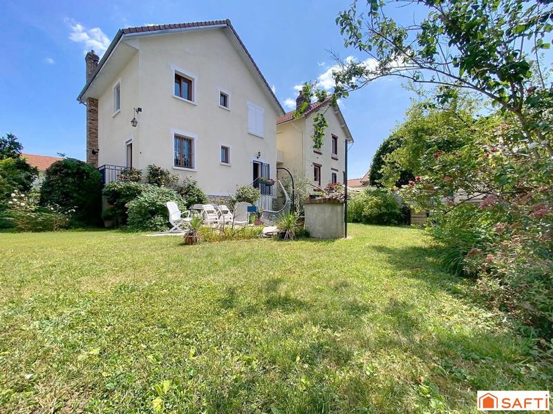 Maison - 169 m² - 7 pièces