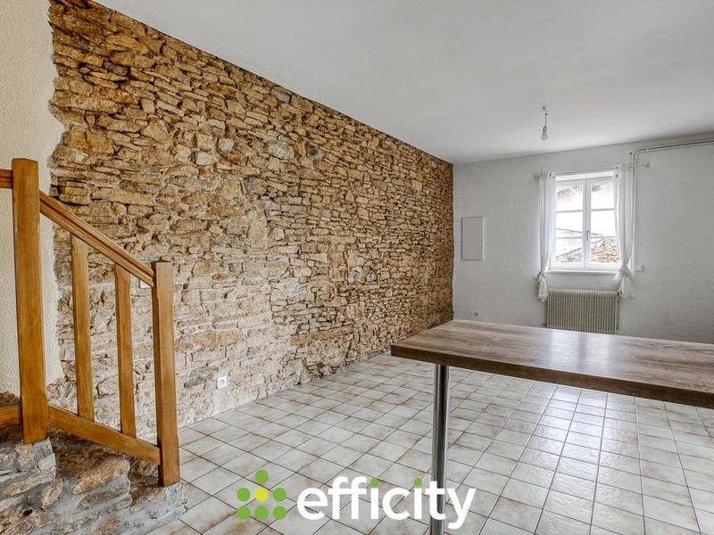 Maison - 300 m² - 20 pièces