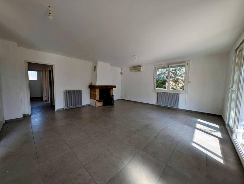 Maison - 96 m² - 4 pièces