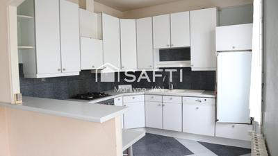 Maison - 94 m² - 4 pièces