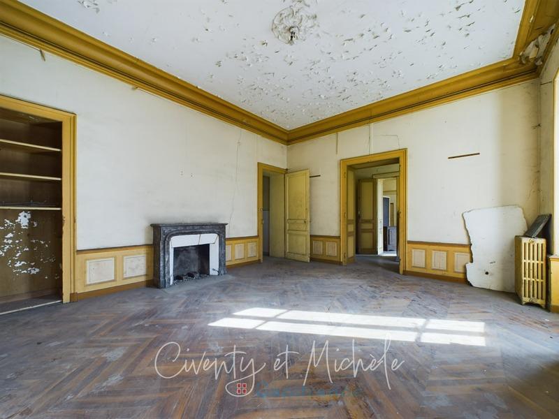 Immeuble - 374 m² - 12 pièces