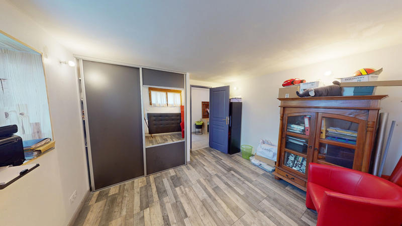 Appartement - 100 m² - 4 pièces