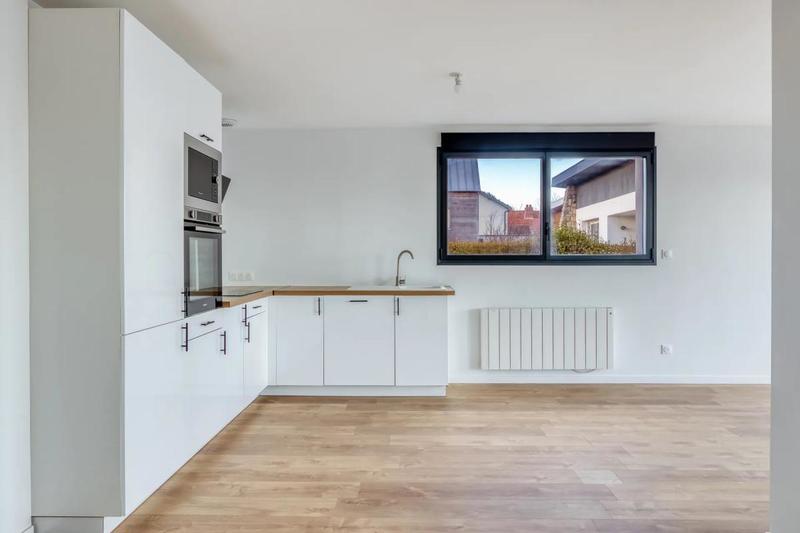 Appartement - 102 m² - 4 pièces