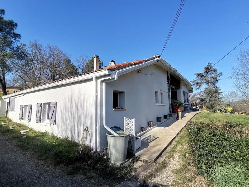 Maison - 200 m² - 7 pièces
