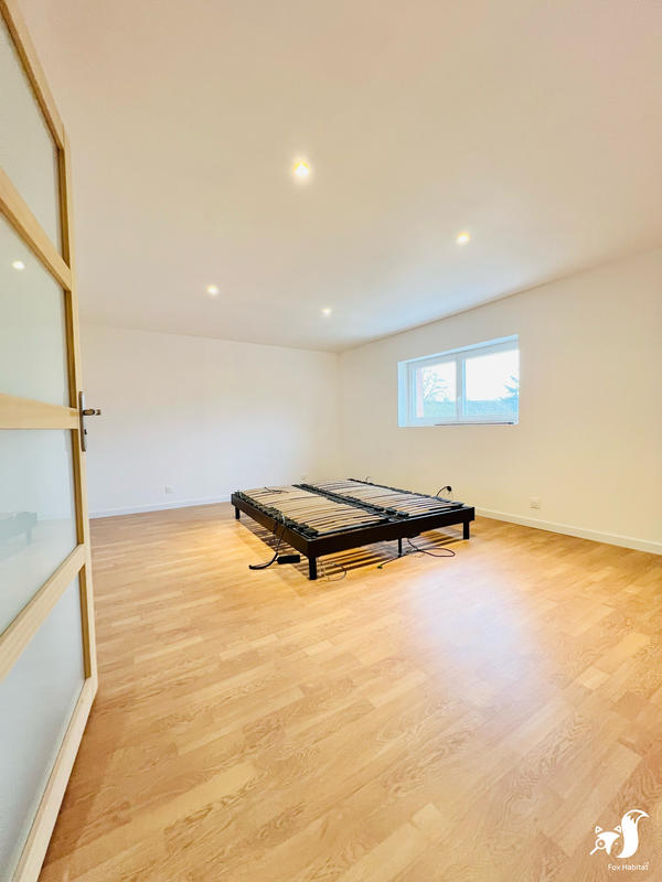 Maison - 300 m² - 6 pièces