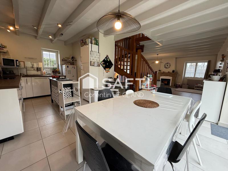 Maison - 140 m² - 6 pièces