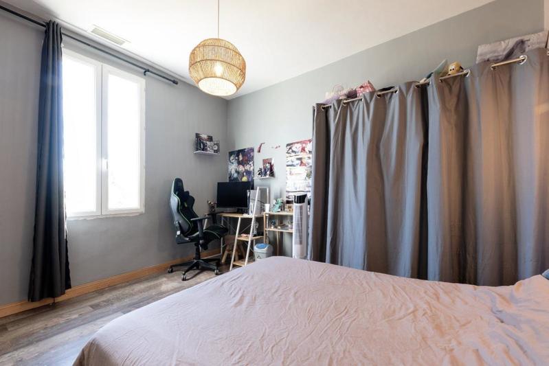 Maison - 252 m² - 5 pièces